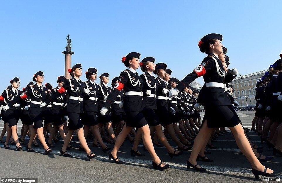 Подготовка к параду победы в Питере  Ничего не напоминает
