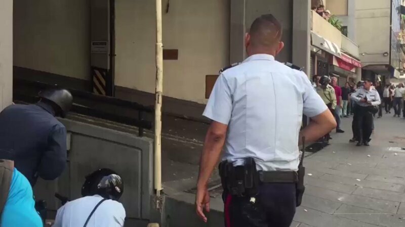 Число пострадавших в ходе беспорядков в Каракасе превысило 50 человек