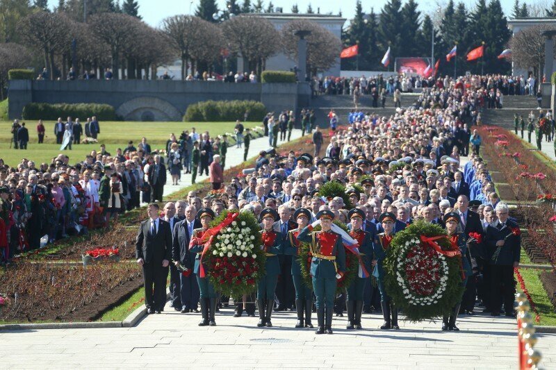 Вам, ленинградцы