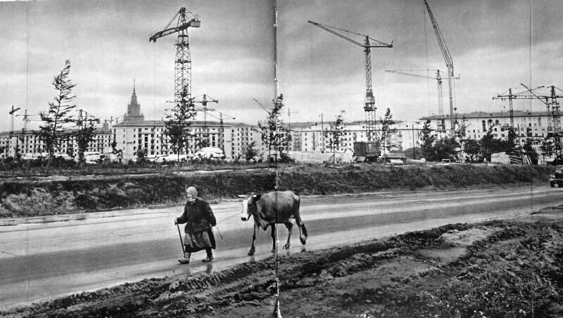 Маленькая фотоподборка московских контрастов пятидесятых-шестидесятых годов