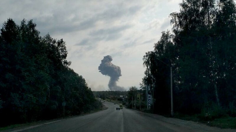 На территории воинской части в Красноярском крае произошел взрыв