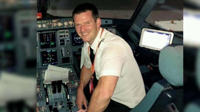 В Великобритании пассажир самолета заменил не вышедшего на работу пилота