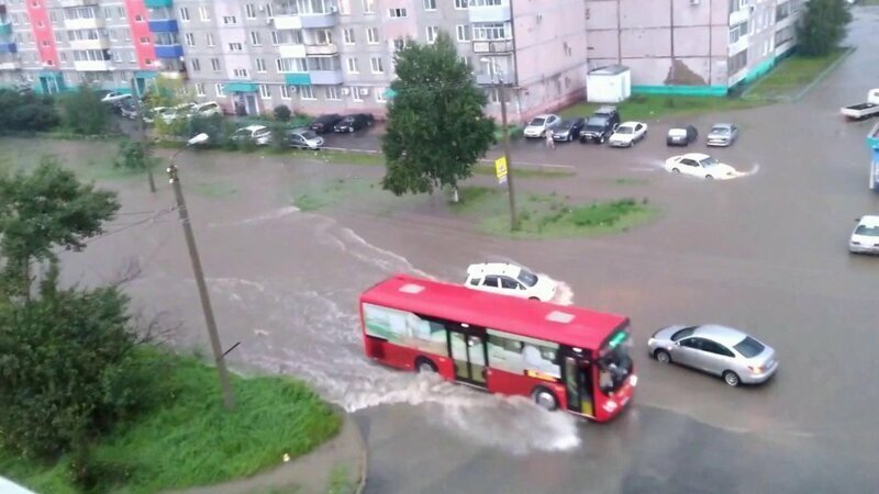 Комсомольск-на-Амуре, который страдает от паводка, пережил сильнейший ливень