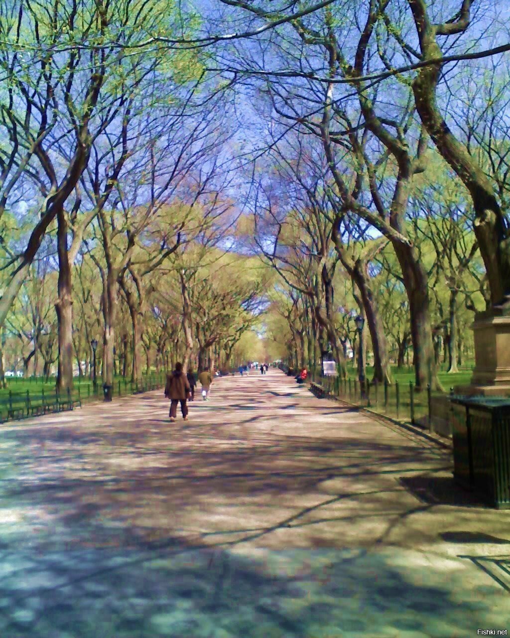 &quot;Аллея поэтов&quot;, в центральном парке Нью Йорка