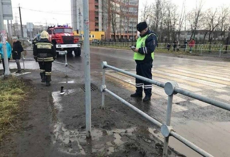 Авария дня. В Рыбинске школьница не глядя шагнула прямо под КамАЗ