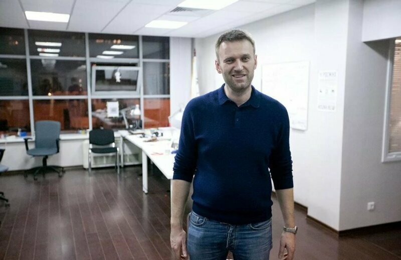 А ты точно юрист? А то мне говорили