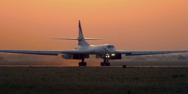 Первый Ту-160М новой постройки поступит в войска в 2021 году