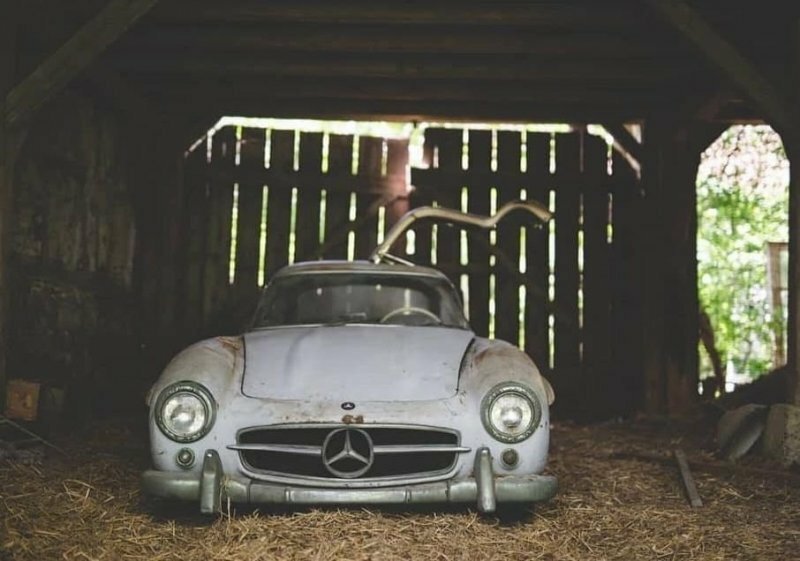 Развенчание красивой легенды о Mercedes 300 SL "Gullwing", найденном в заброшенном сарае