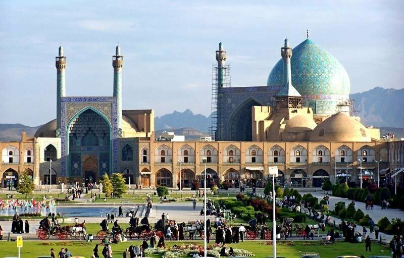 Трамп грозит разбомбить культурное наследие персов