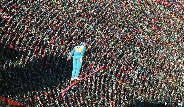 - А снега там нет