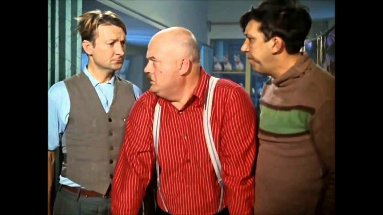 с наступающим 9 января