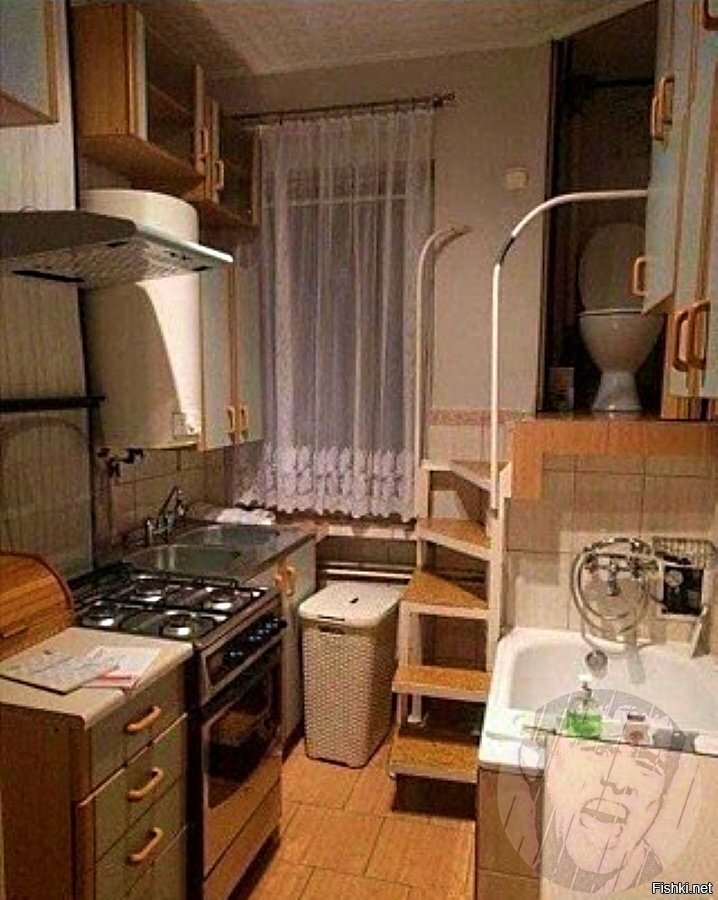 высоко сижу, далеко гляжу