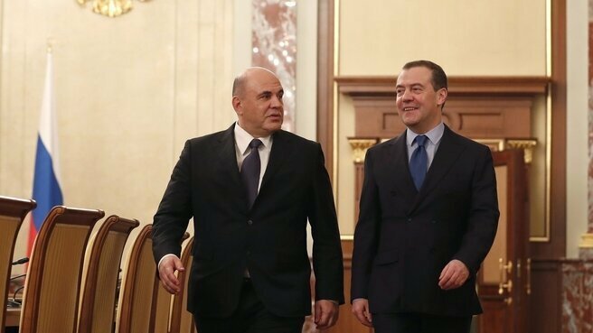 Начинается формирование нового правительства РФ, кто сохранит свой пост