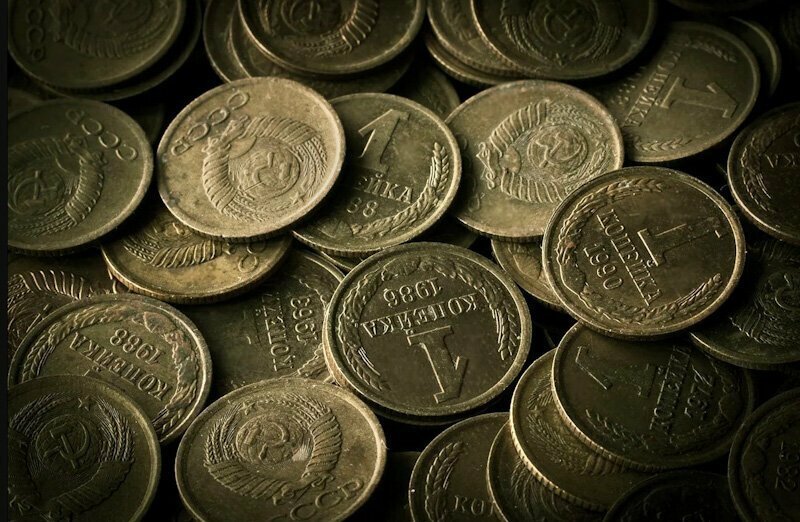 Почему сомелье носят с собой советские копейки?