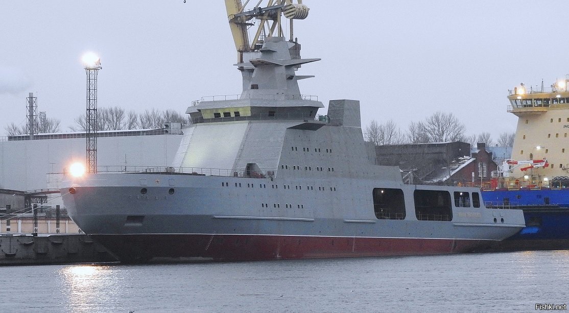 Головной патрульный корабль ледового класса «Иван Папанин» проекта 23550