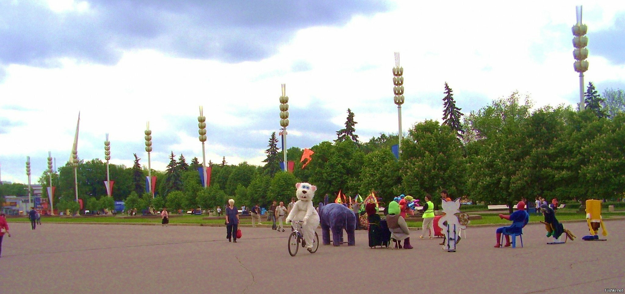 Однажды летом, на ВДНХ))