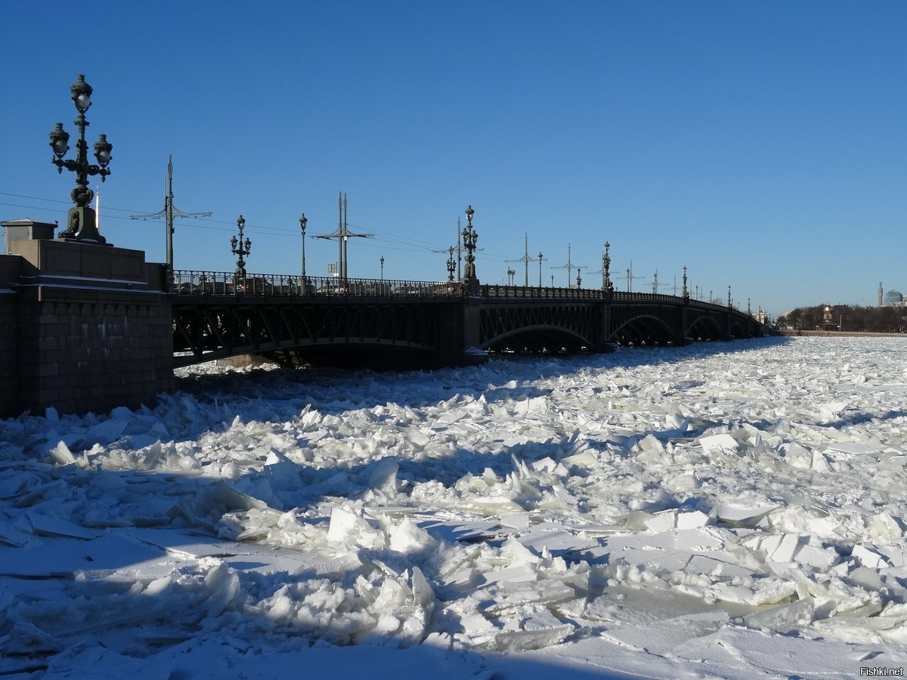Немного по настоящему зимнего Петербурга