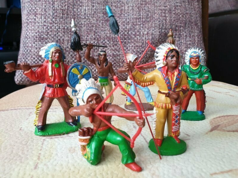 Самые крутые игрушки пацанов 80-х. Индейцы ГДР