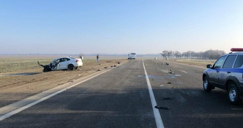 Авария дня. В Краснодарском крае женщина погибла в ДТП с рейсовым автобусом