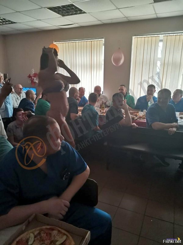 Нет, там не было танцев на телах умерших