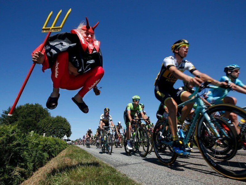 Экстравагантные поклонники Tour de France