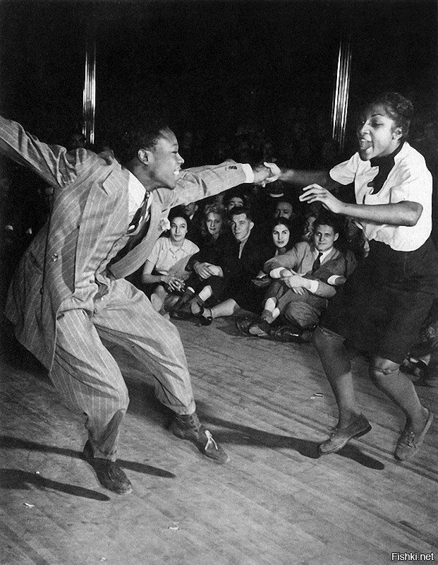 Гарлем, Нью-Йорк, 1939 и 1943 год