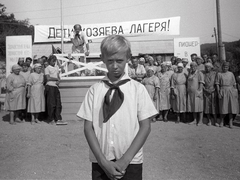 Назад в СССР. Информация для советских детей