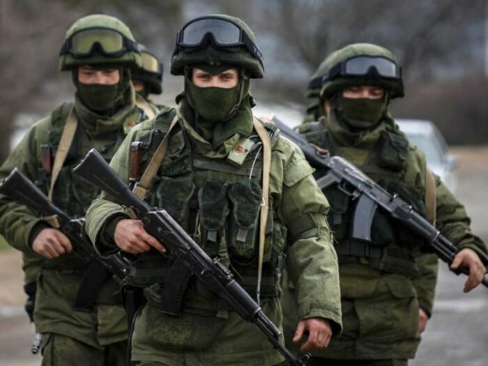 «В Москву срочно вводят войска» — кто стоит за нагнетанием паники об эпидемии коронавируса