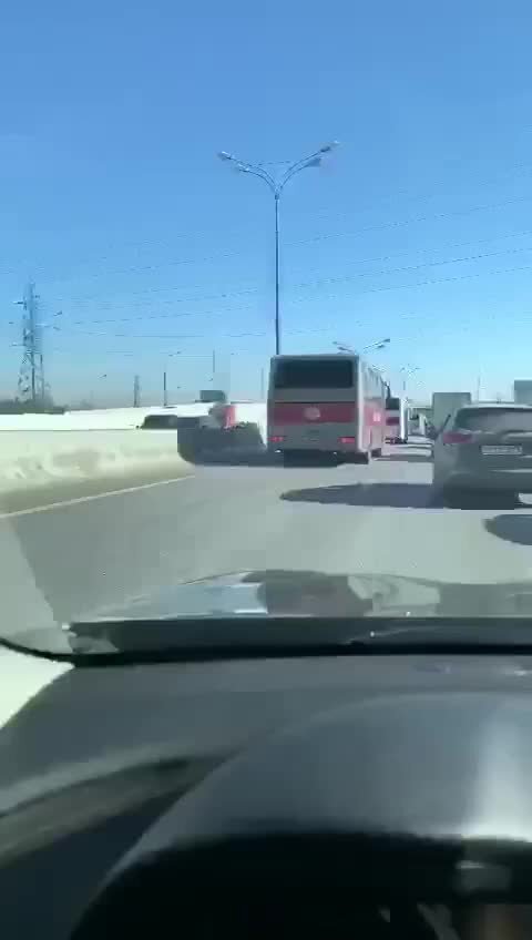 Росгвардия объяснила появление своих автобусов в Москве