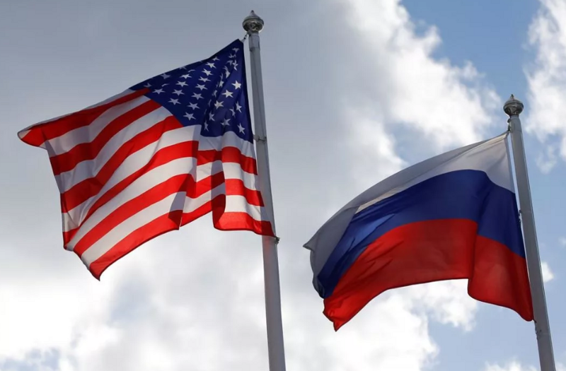 Как всегда виновата Россия: экс-советница Трампа заявила, что РФ использует коронавирус против США