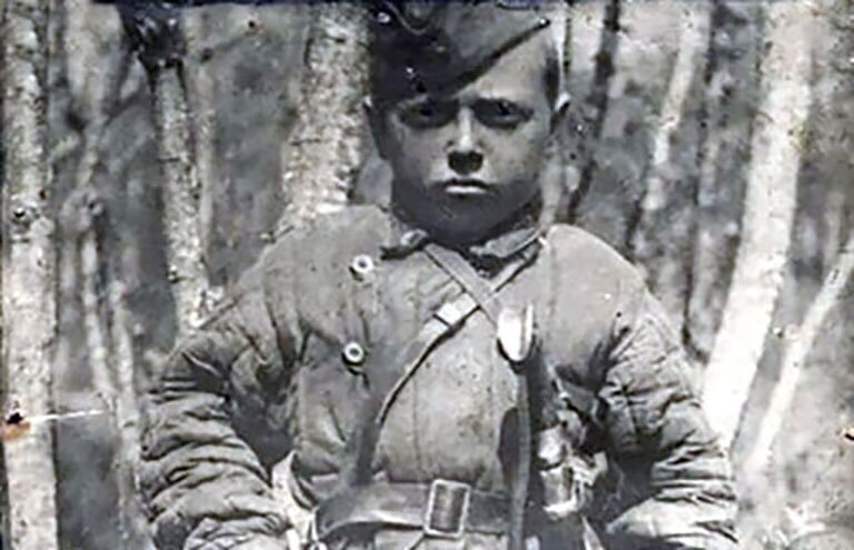 Боря Новиков - маленький Герой Великой Отечественной войны