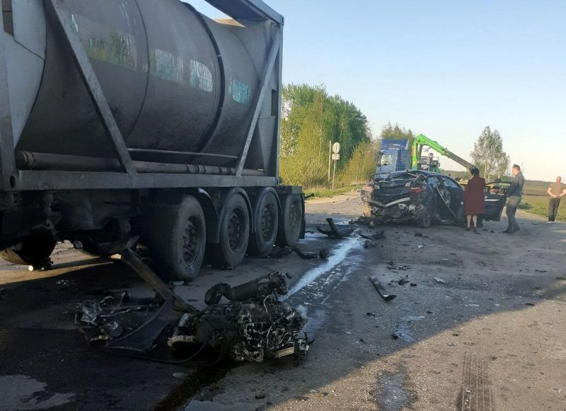 Авария дня. Момент смертельного ДТП в Тульской области