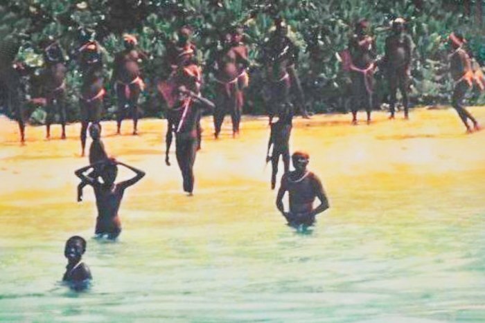 Сентинельцы: как живет дикое племя, которое так и не научилось добывать огонь