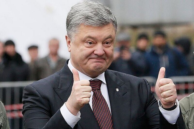 Порошенко  бросил жену, убегая от следователей