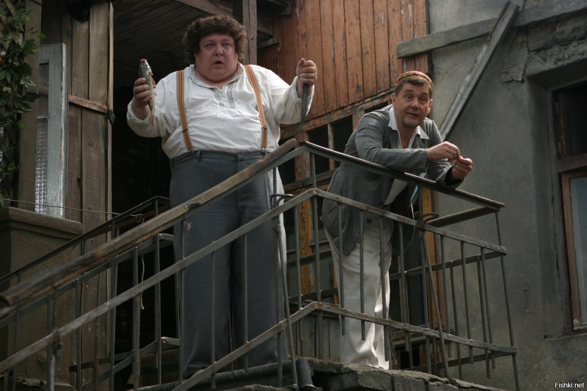 Он проснулся и не хочет