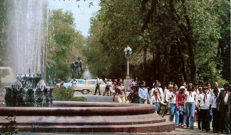 Как выглядел Волгоград в 1980-е годы