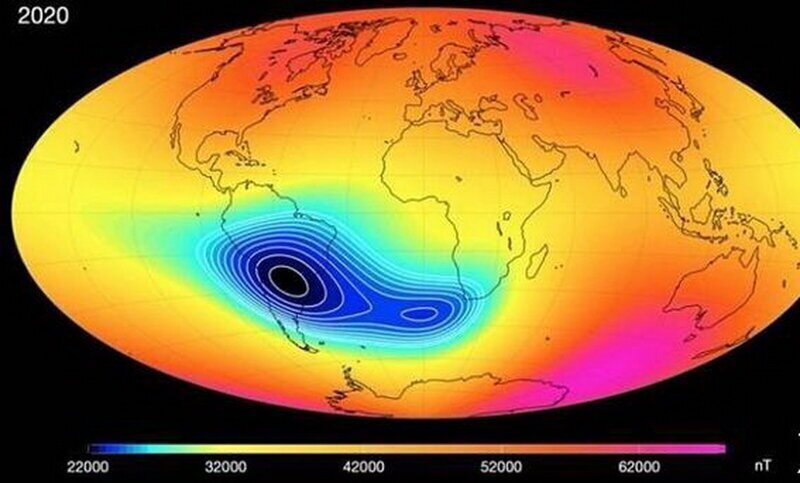 Гигантская магнитная аномалия, возникшая в Атлантике, растет и размножается
