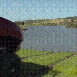 При снаряженной массе 690 кг, длине 3 м 26 см, ширине 1 м 60 см и высоте 2 м ...