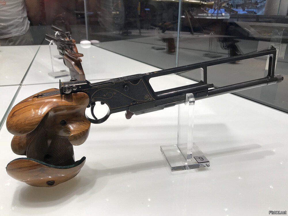 Спортивный пистолет