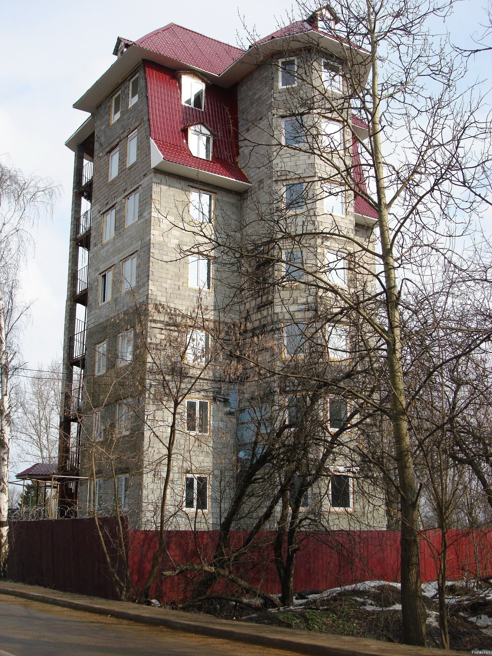 Садовый домик на дачном участке