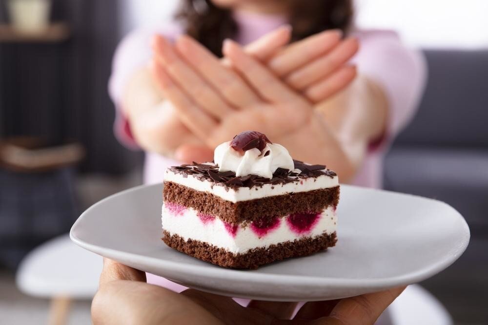 Десертный этикет: как вежливо отказаться на празднике от торта?