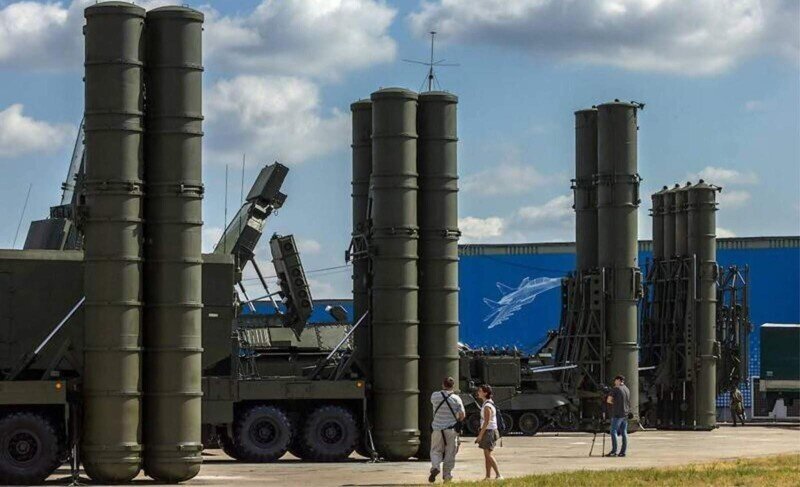 Зенитно-ракетный комплекс С-500 — уникальная система противокосмической обороны