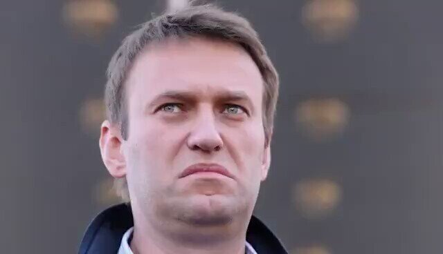 Навальный послан на… – либеральные журналисты ополчились на блогера из-за Сафронова
