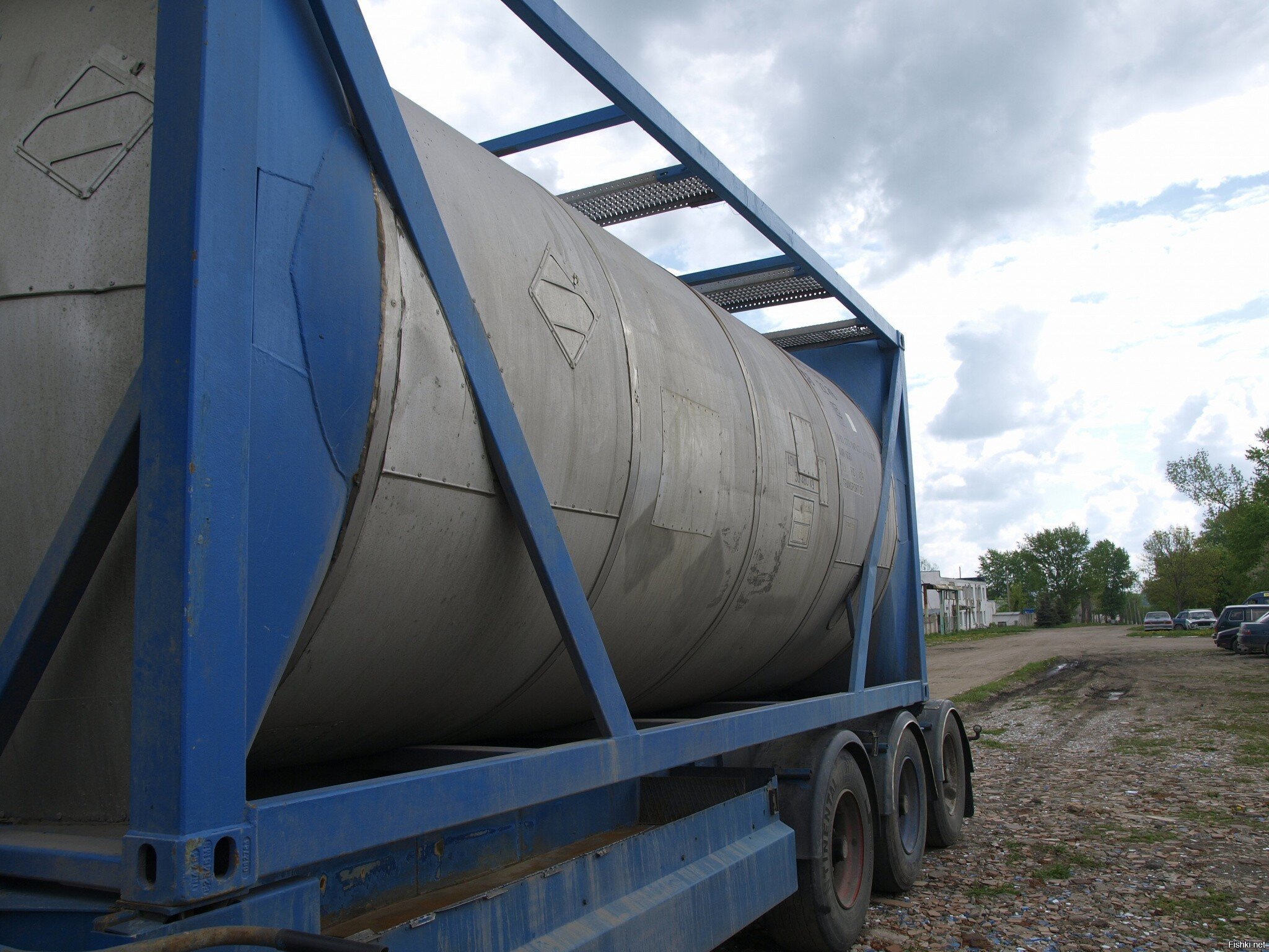 А вы были когда-нибудь в цистерне для абгазной соляной кислоты