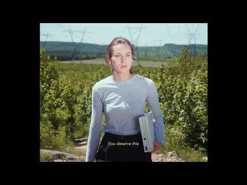Серьёзная девочка, с серьёзной техникой