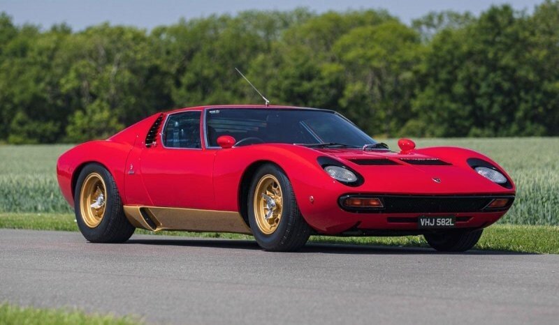 Восстановленный праворульный Lamborghini Miura SV 1972 года