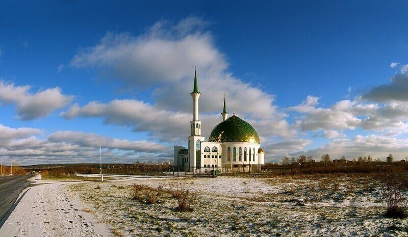 Правда ли, что если в России не строить церкви, то на их месте появятся мечети?