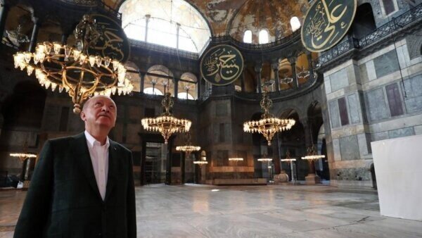 Эрдоган: "Против богослужений в Айя-София враги Турции и ислама" !!!
