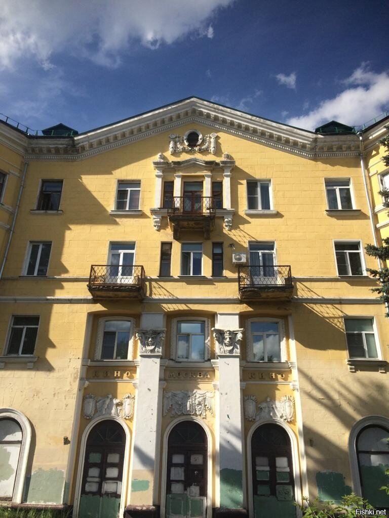 Какие раньше строили здания 