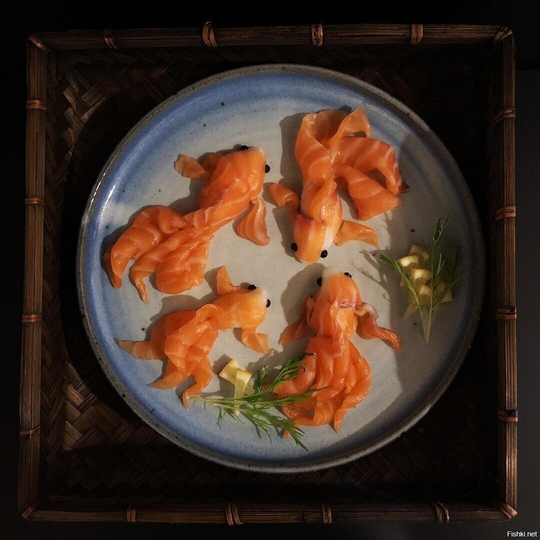 Красота из кусочков рыбы
